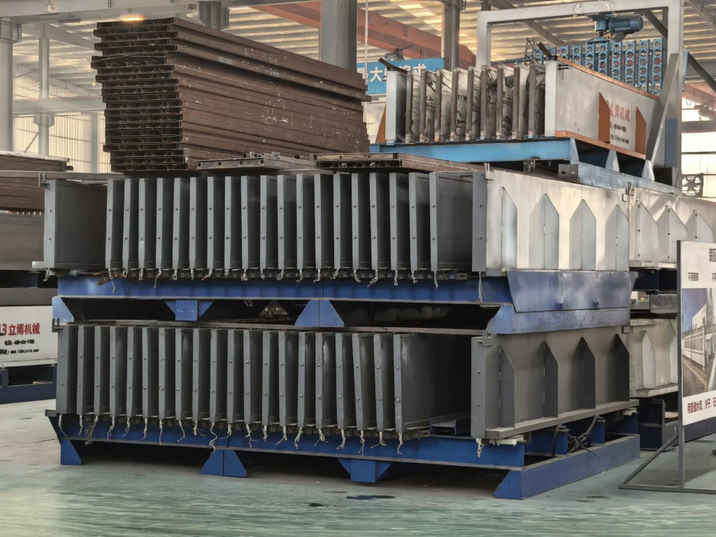 EPS lightweight composite wall panel machine
